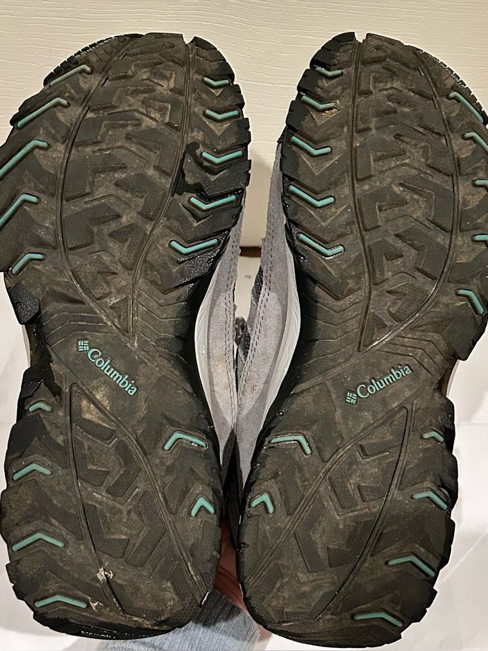 Worn 2X Columbia Crestwood trail shoe Grey and Teal Women's Trail Shoe size 8.5 - Picture 8 of 8